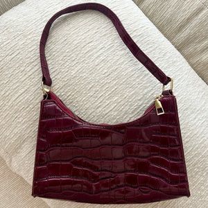 Deep Violet/Purple Croc Embossed Handbag.
